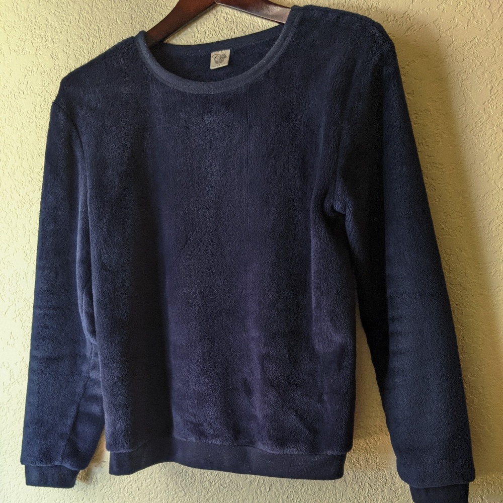 Dark navy fleece sweater
